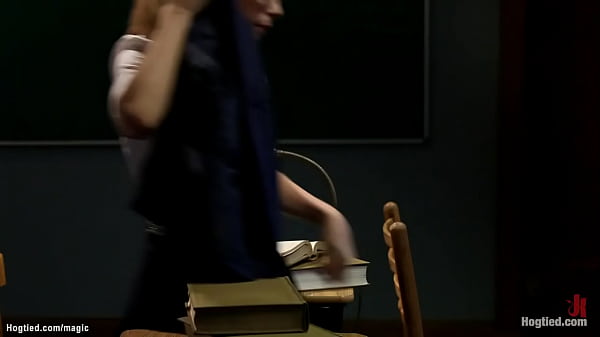 Dennis neukt henny en jet bdsm style op vakantie