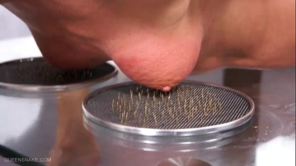 Queensnake.com – Tit Tacks 3