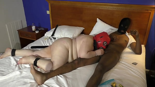 11-May-2016 Three Stud Mini BDSM Gangbang of slut slave (Skalvin/Esclave/slave)