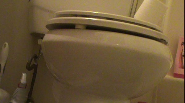 come watch me pee